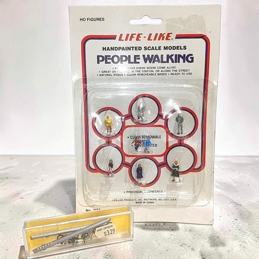 VTG Life-Like Preiser HO Scale Figures Bicycles Handpainted Model Railroad Lot